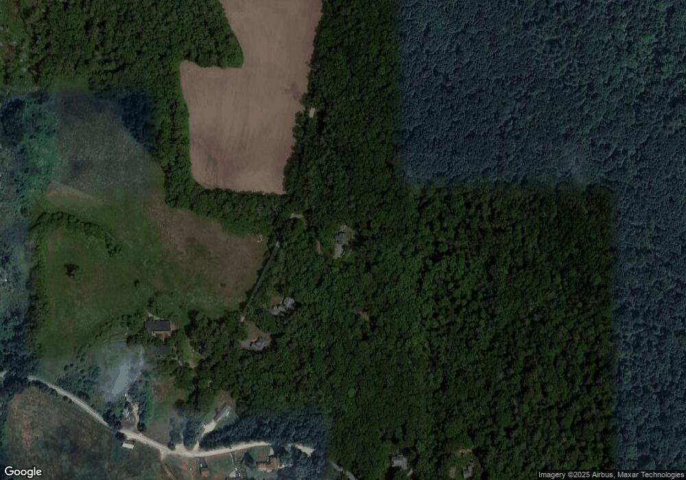 104 Slein Rd, New Braintree, MA 01531 - photo 1