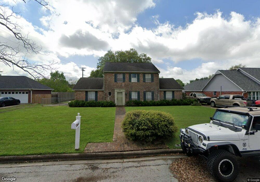 2700 Hillcrest Dr, Bay City, TX 77414 - photo 1