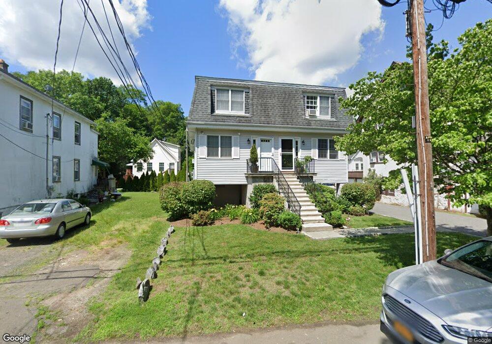 18 Hollow Wood Ln, Greenwich, CT 06831 - photo 1