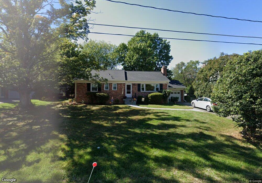 409 Glyndon St SE, Vienna, VA 22180 - photo 1