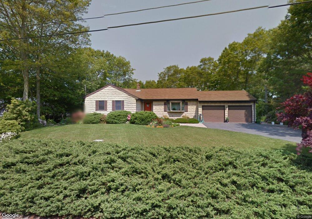 22 Evergreen Ln, Westerly, RI 02891 - photo 1