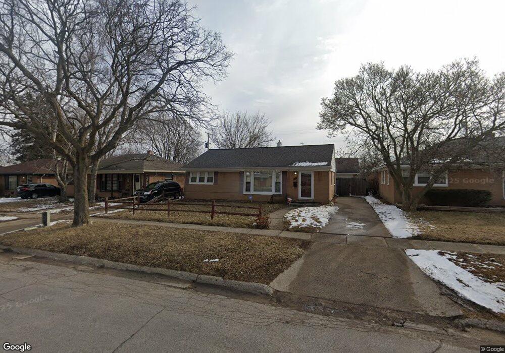 3101 Menominee Ave, Flint, MI 48507 - photo 1
