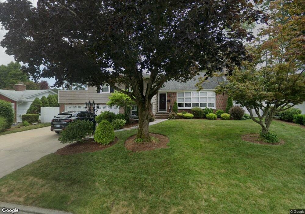 11 Buttercup Rd, Cranston, RI 02920 - photo 1