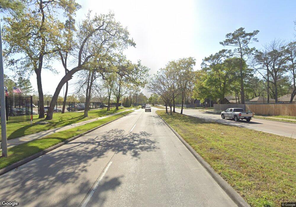 551 S C S Victory Dr, Houston, TX 77088 - photo 1