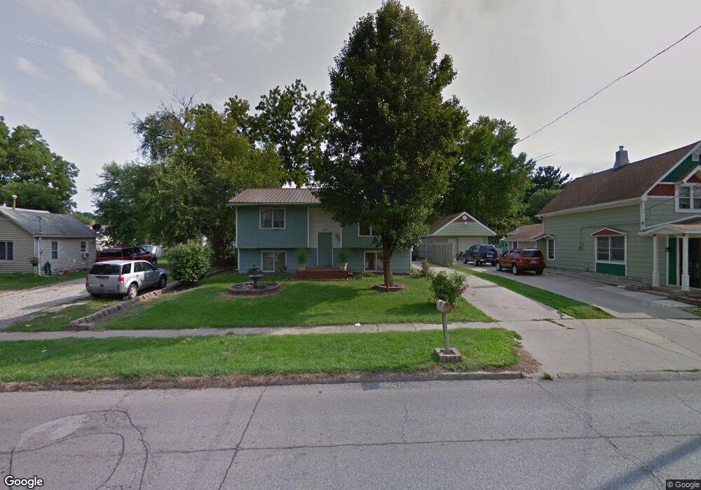 1003 Hartford Ave, Des Moines, IA 50315 - photo 1