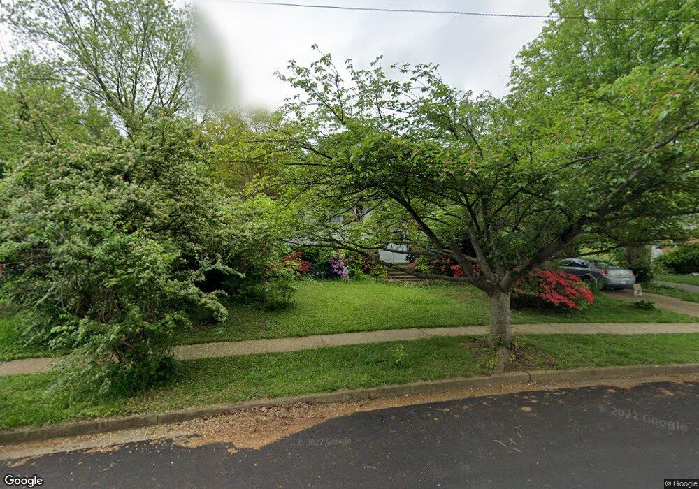 5217 Portsmouth Rd, Fairfax, VA 22032 - photo 1