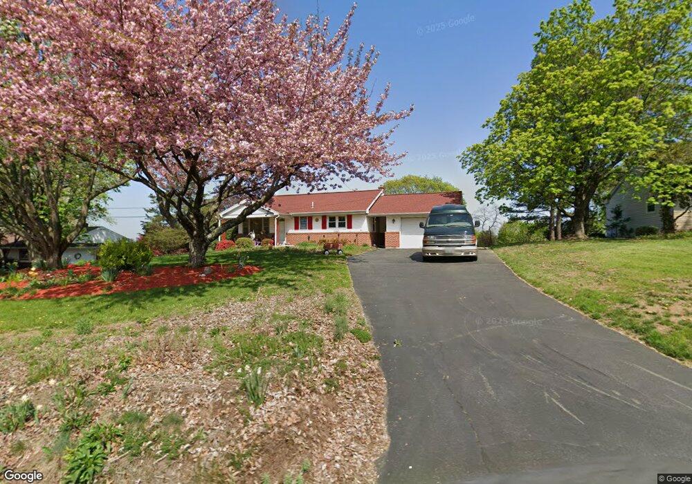 1485 Old Bernville Rd, Leesport, PA 19533 - photo 1