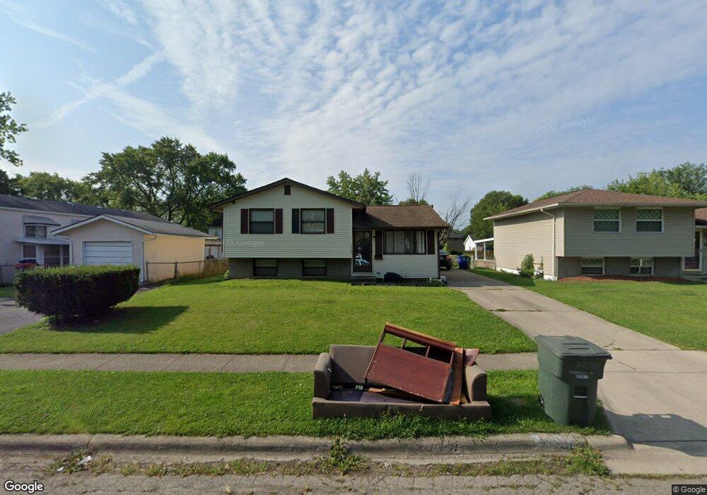 2069 Brookfield Rd, Columbus, OH 43229 - photo 1