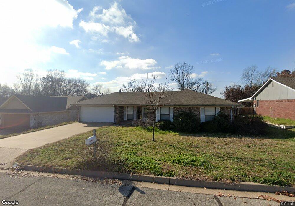 316 Cherry St, Weatherford, TX 76086 - photo 1
