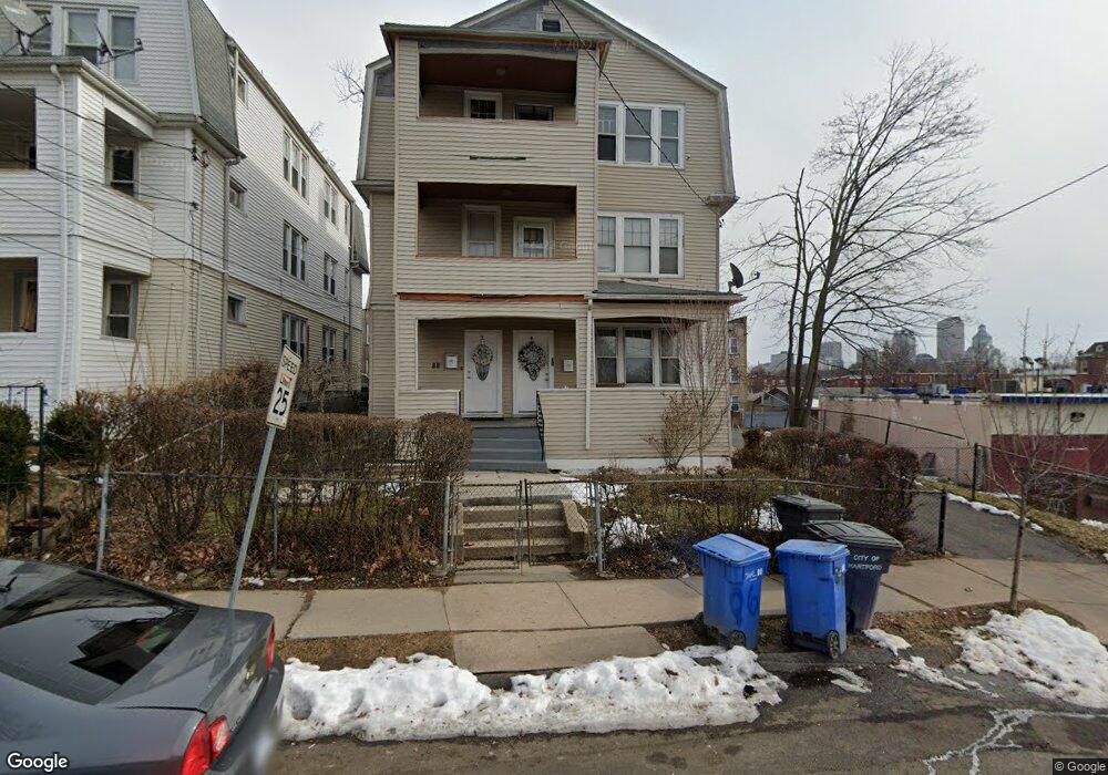 86 Irving St unit 88, Hartford, CT 06112 - photo 1