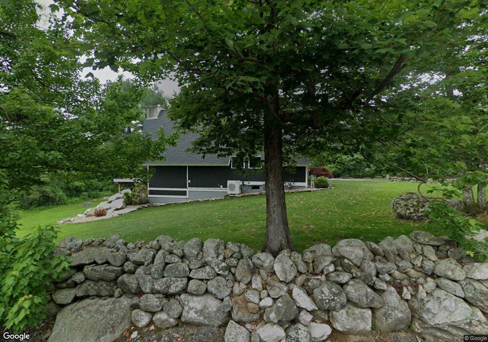 35 Hillcrest Ave, Dracut, MA 01826 - photo 1