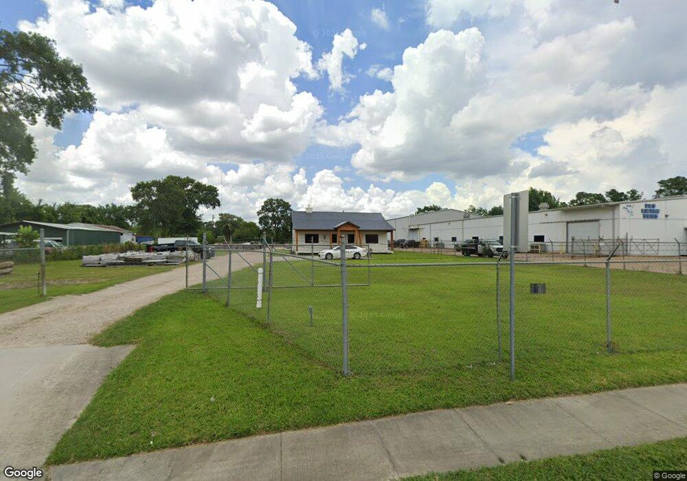 4134 Pinemont Dr, Houston, TX 77018 - photo 1