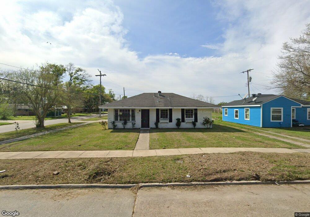 1726 8th Ave, Lake Charles, LA 70601 - photo 1