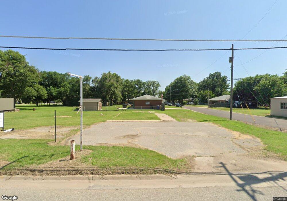 121 W Chicago Ave, Colwich, KS 67030 - photo 1