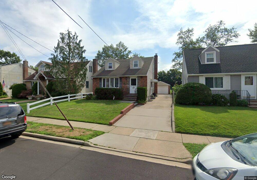 130 Barrymore Blvd, Franklin Square, NY 11010 - photo 1