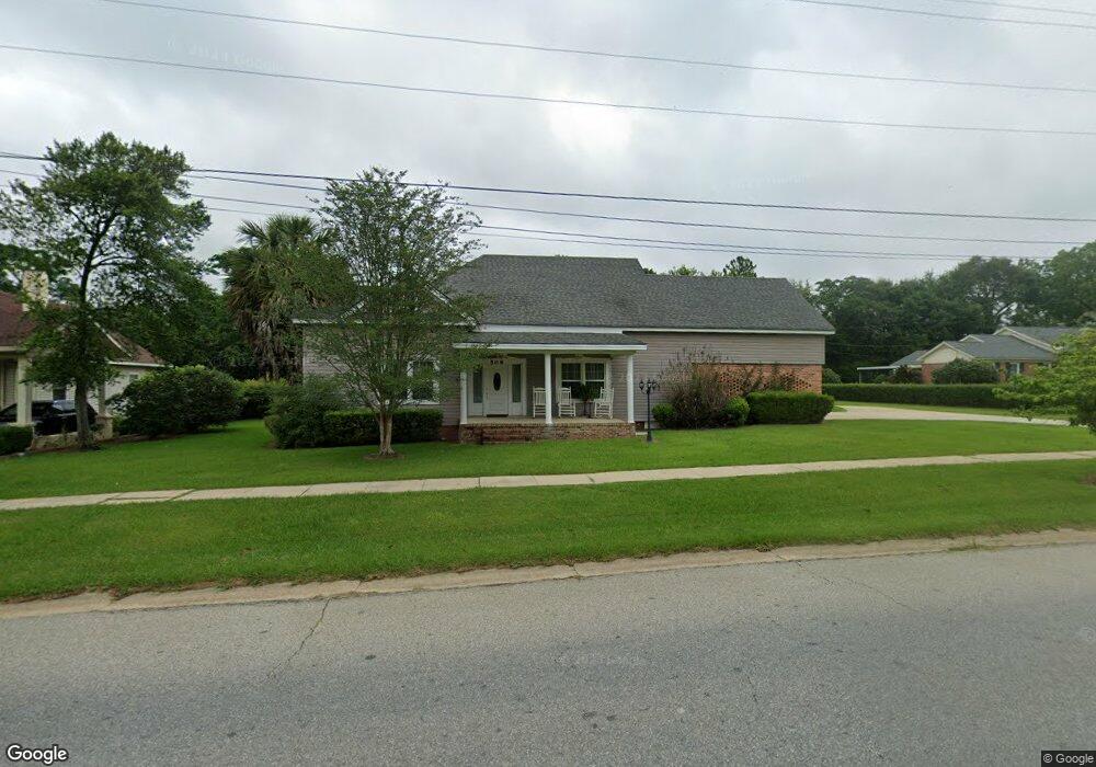 508 W Broad Ave, Doerun, GA 31744 - photo 1