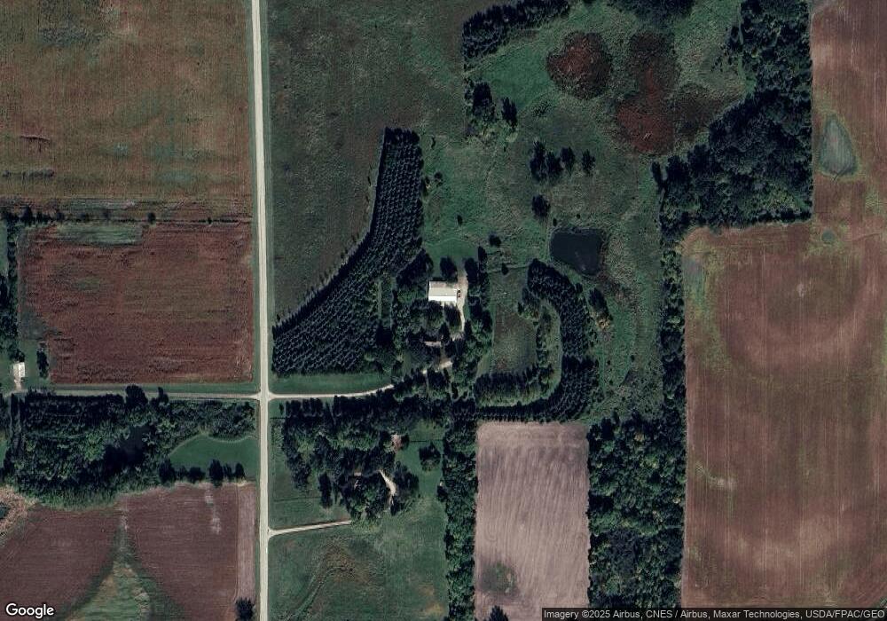 15592 720th Ave, Albert Lea, MN 56007 - photo 1