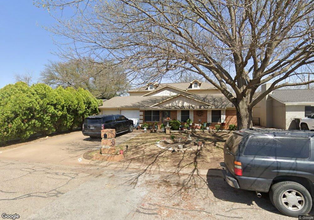 1906 Joslin St, Cleburne, TX 76033 - photo 1