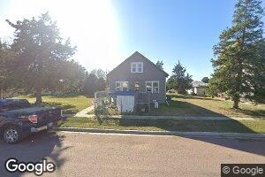 1806 Maple St, Tyndall, SD 57066