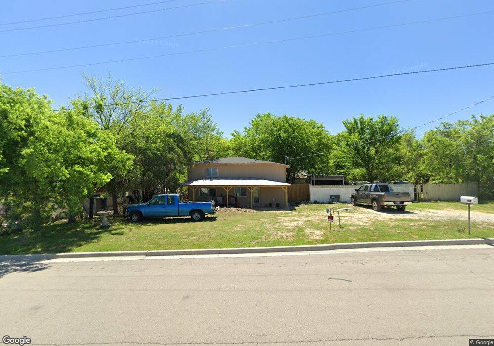 1409 Vine St, Weatherford, TX 76086 - photo 1