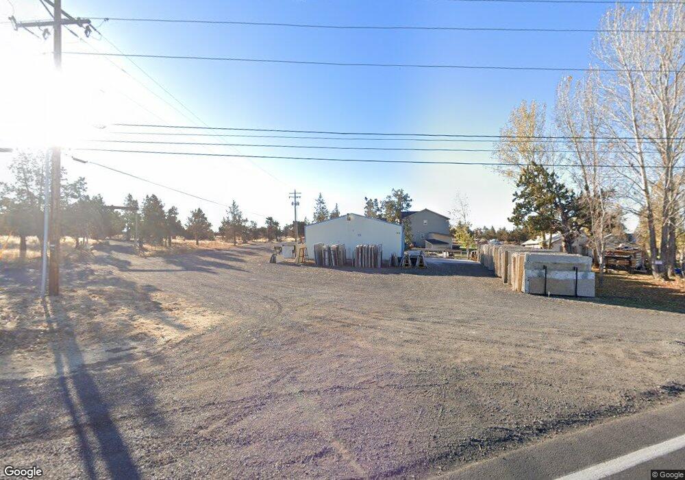 1060 NE Negus Way, Redmond, OR 97756 - photo 1