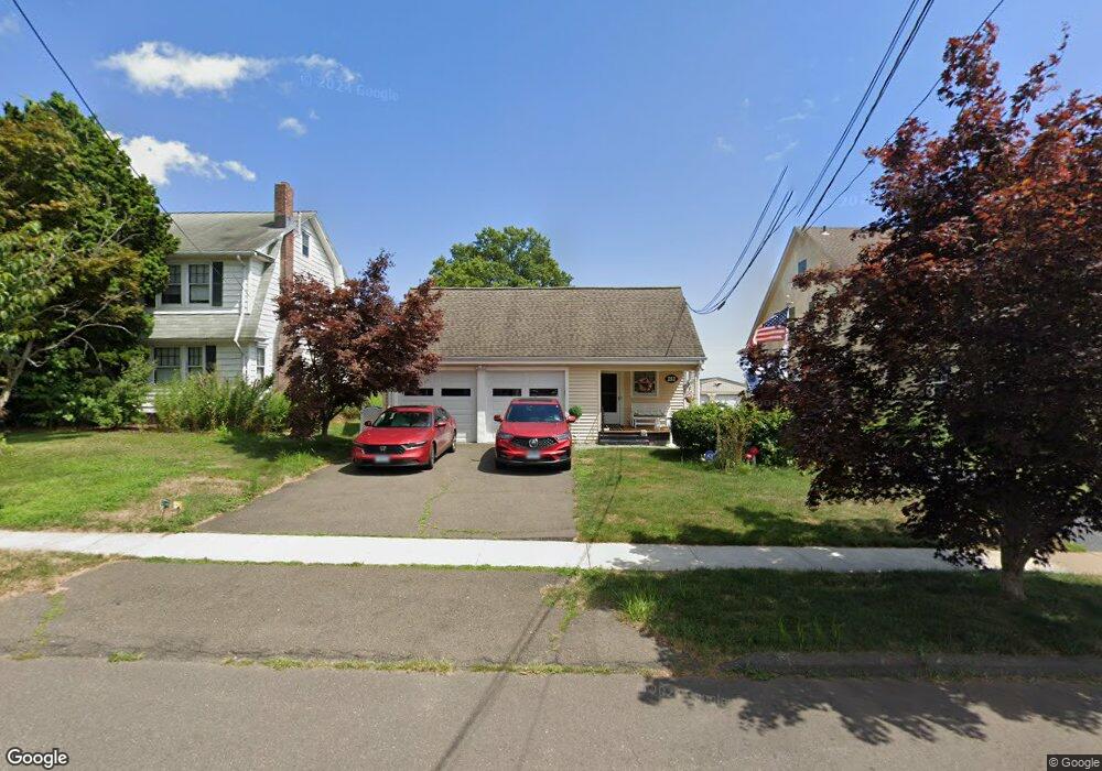 252 Housatonic Ave, Stratford, CT 06615 - photo 1