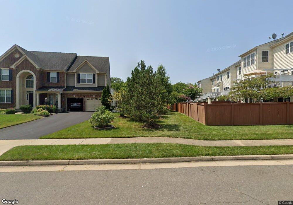 2511 Wakewater Way, Woodbridge, VA 22191 - photo 1