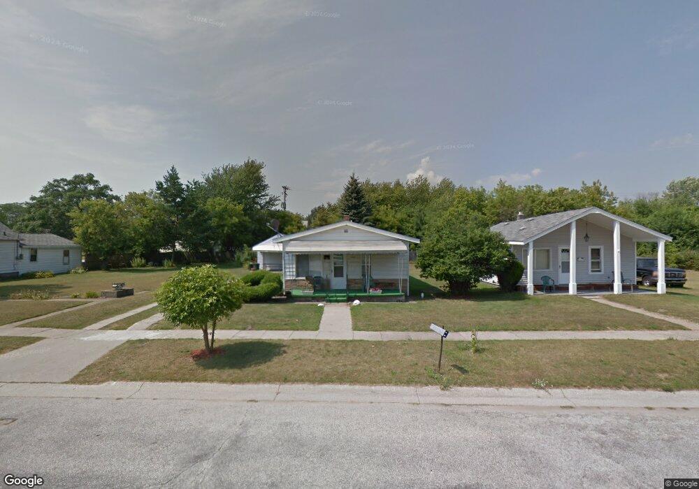 2939 27th St, Port Huron, MI 48060 - photo 1