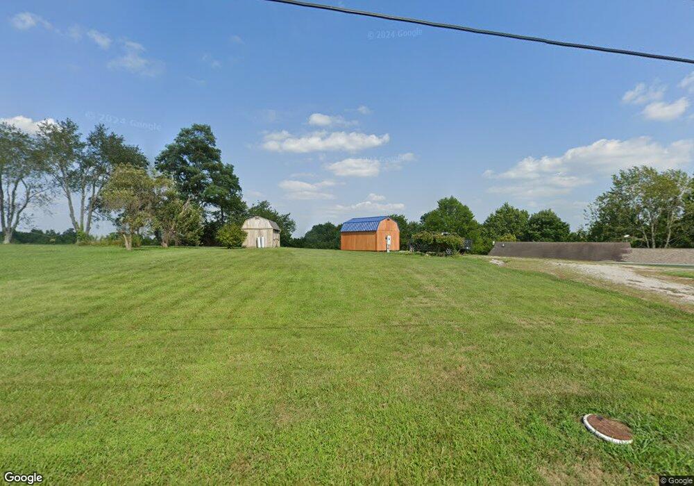 743 Keenon Rd, Harrodsburg, KY 40330 - photo 1