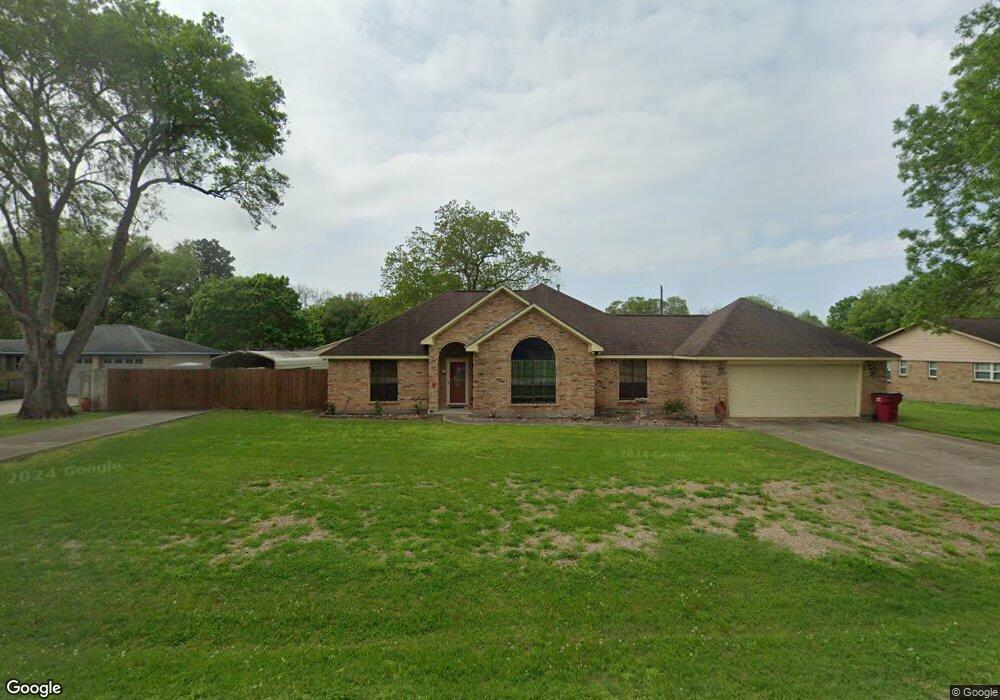 184 Trinity St, Bay City, TX 77414 - photo 1