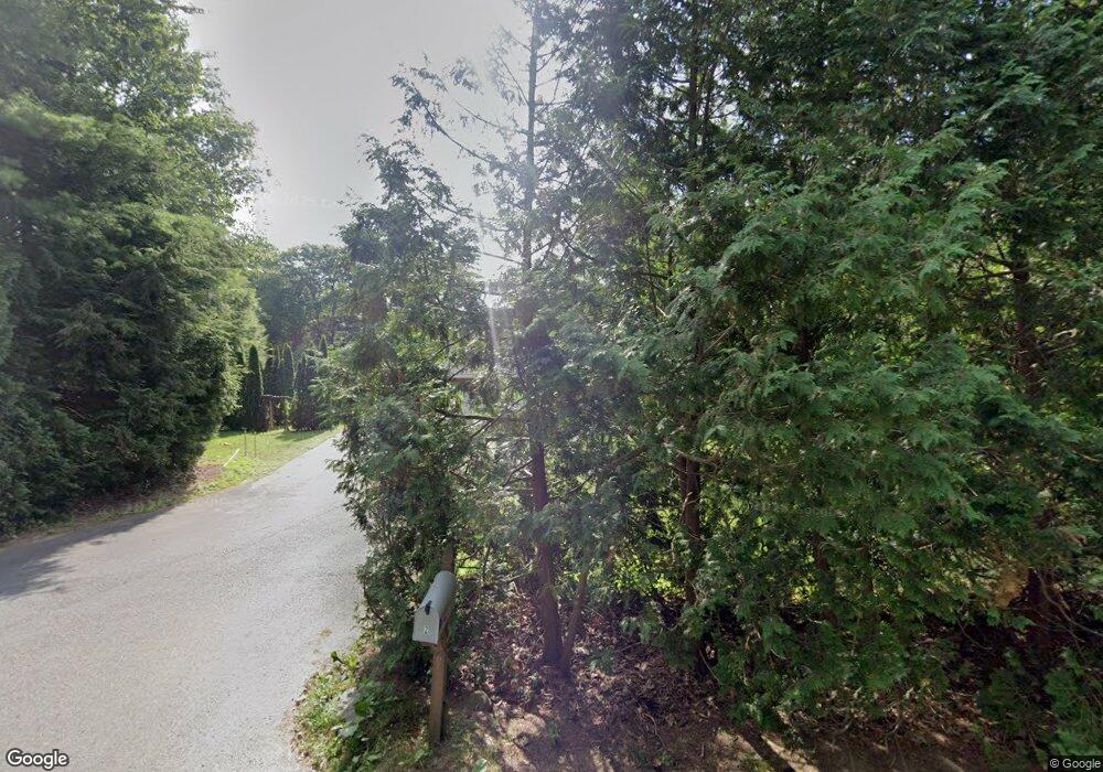 2 Shattuck Rd, Hadley, MA 01035 - photo 1