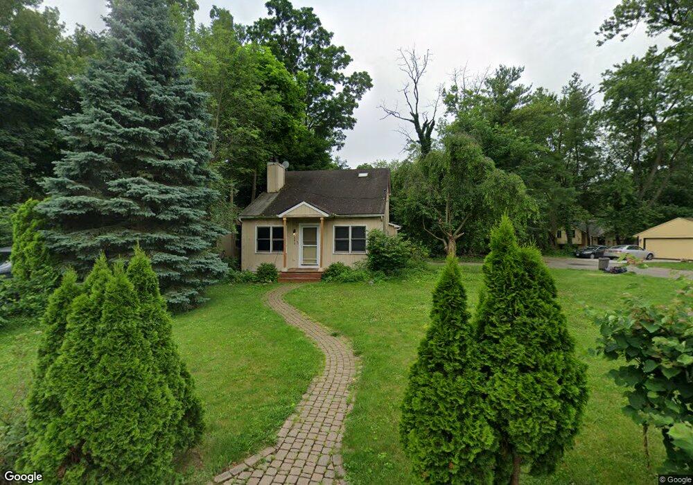 7291 Colony Dr, West Bloomfield, MI 48323 - photo 1