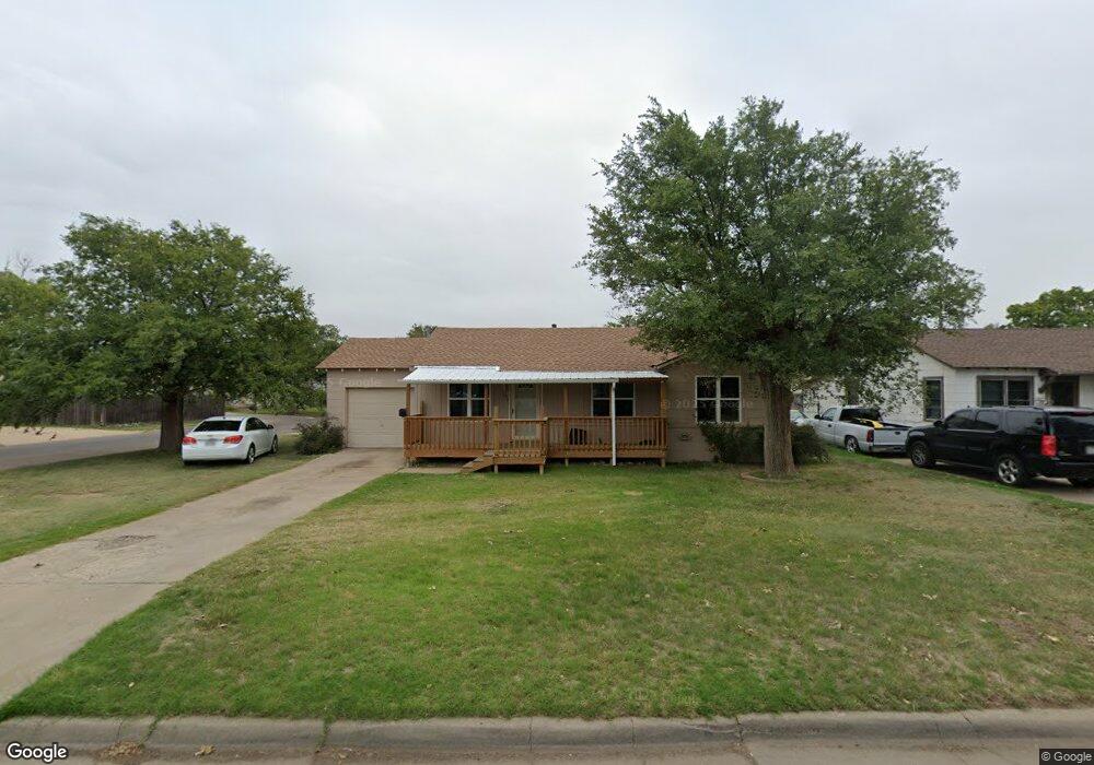 140 Cherry Ave, Dumas, TX 79029 - photo 1