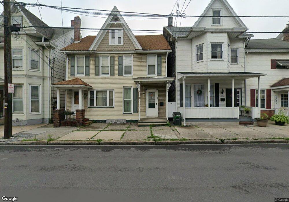 206 Pine St, Tamaqua, PA 18252 - photo 1