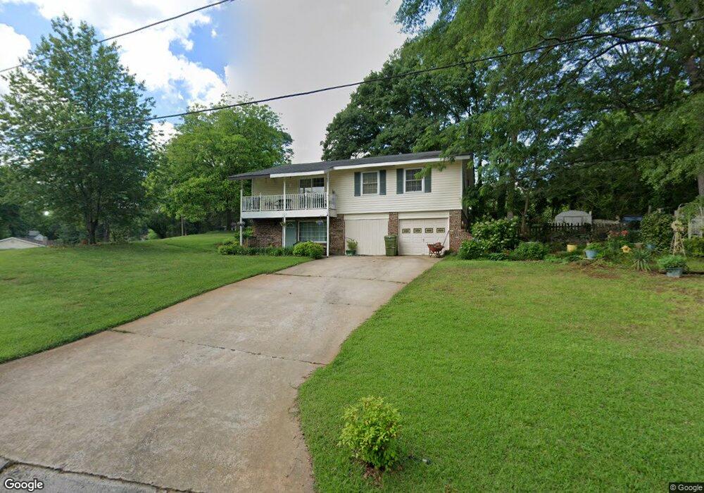 203 Winchester Dr, Carrollton, GA 30117 - photo 1