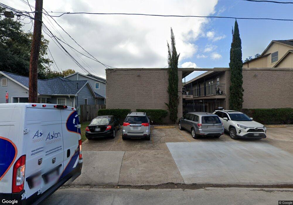 2202 Park St, Houston, TX 77019 - photo 1