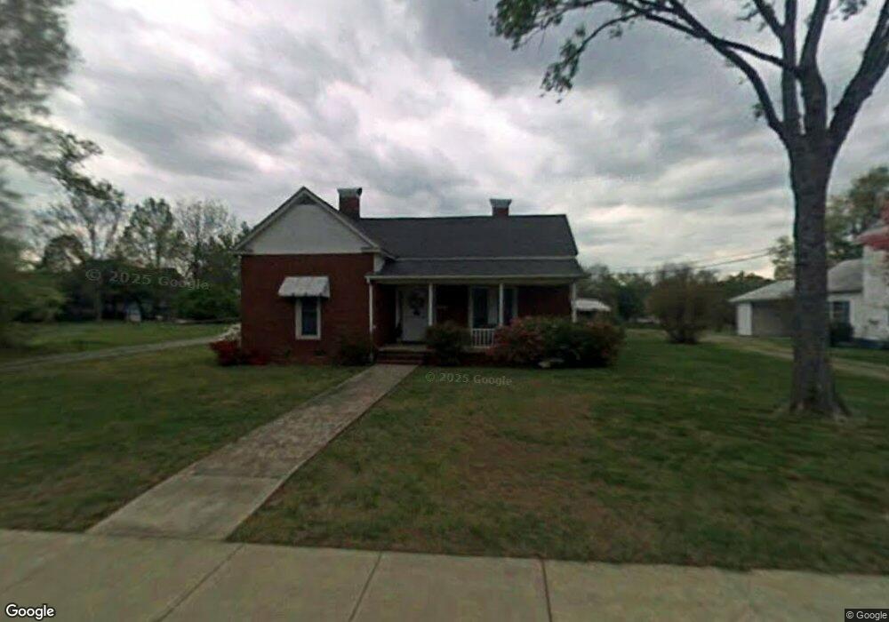 634 W Sharpe St, Statesville, NC 28677 - photo 1