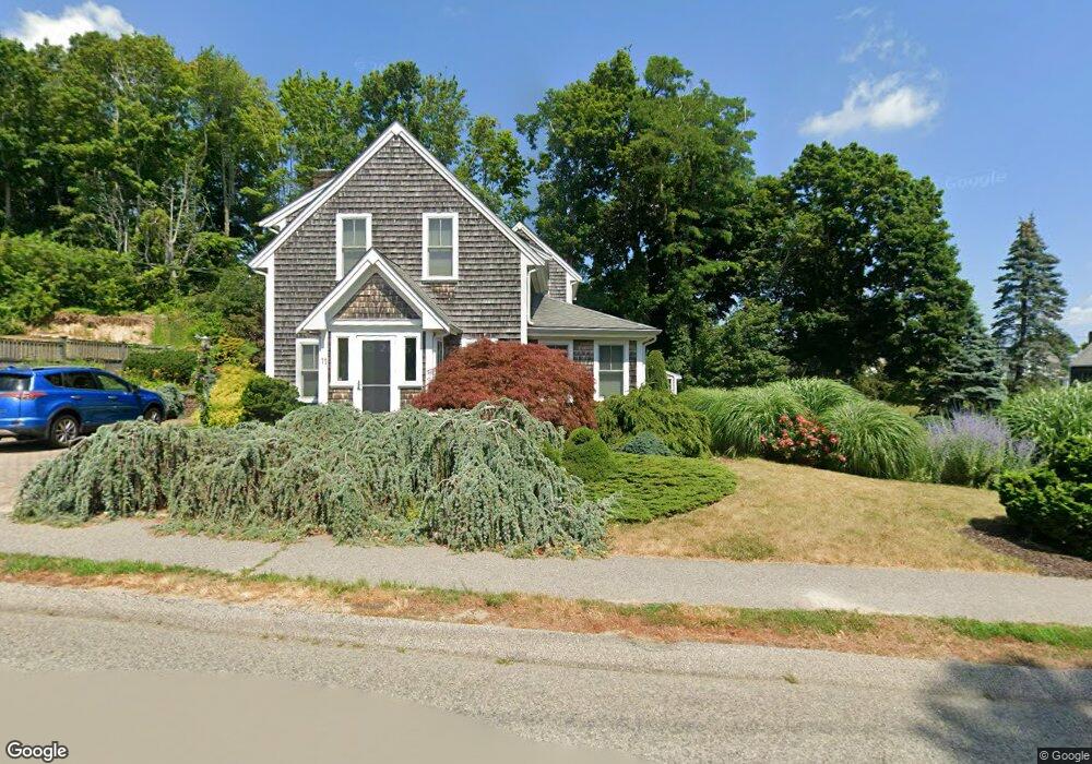 11 Hall St, Plymouth, MA 02360 - photo 1