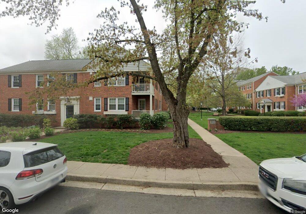 6612 Boulevard View unit C2, Alexandria, VA 22307 - photo 1