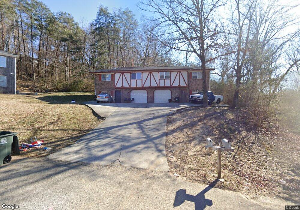 5212 Donlyn Ln unit A, Hixson, TN 37343 - photo 1