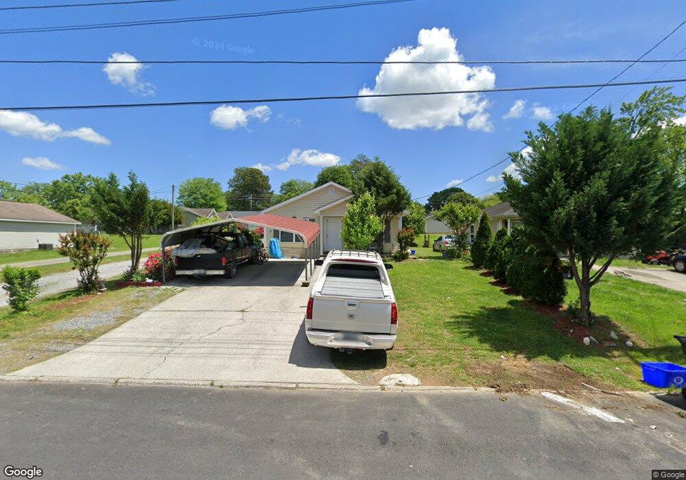 439 11th Ave, Dalton, GA 30721 - photo 1