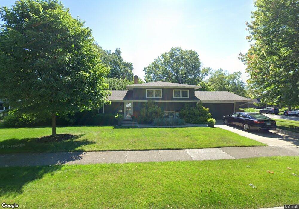 1240 Laurel Ln, Naperville, IL 60540 - photo 1