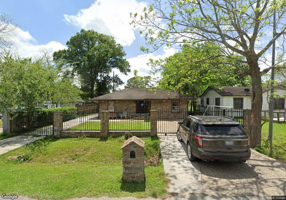 614 Charles Rd, Houston, TX 77076 - photo 1