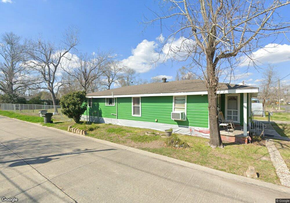 813 Pear St, Lake Charles, LA 70601 - photo 1