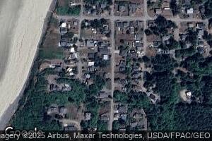 5490 3rd St, Tillamook, OR 97141