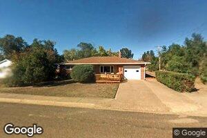 300 5th Ave N, Hettinger, ND 58639