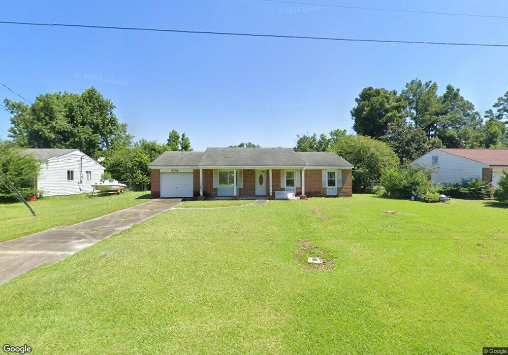 204 Royal Dr, Jacksonville, NC 28546 - photo 1