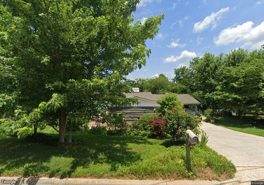 715 Oakdale Dr, Statesville, NC 28677 - photo 1