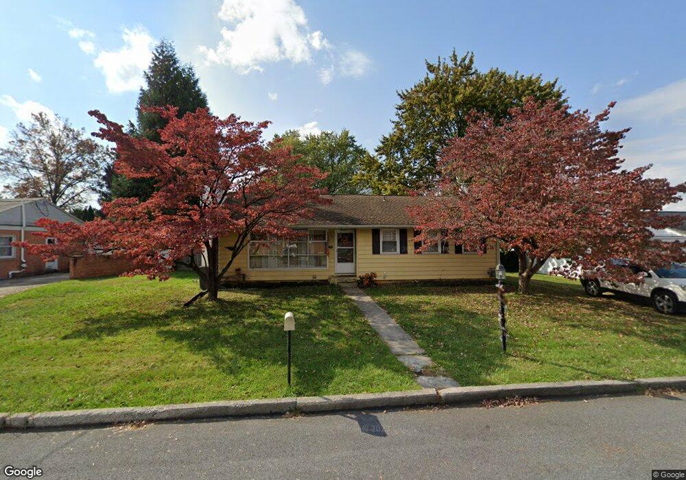 206 Peach Ave, Hershey, PA 17033 - photo 1