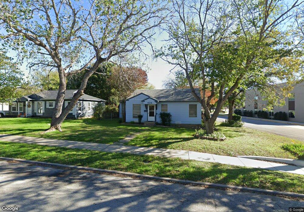 634 Ouida St, Grand Prairie, TX 75051 - photo 1